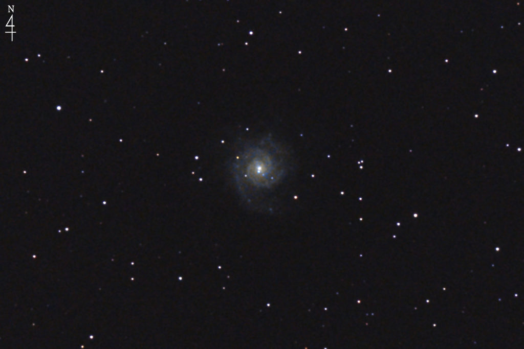 この天体写真は2017年09月19日に撮影した「うお座」にあるM74（メシエ74）と言う渦巻銀河です。焦点距離は3567mm。