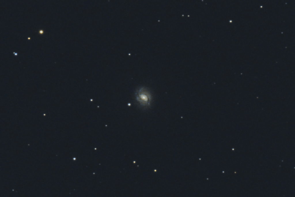 この天体写真は2017年09月19日に撮影した「くじら座」にあるM77（メシエ77）と言う渦巻銀河です。焦点距離は4587mm。