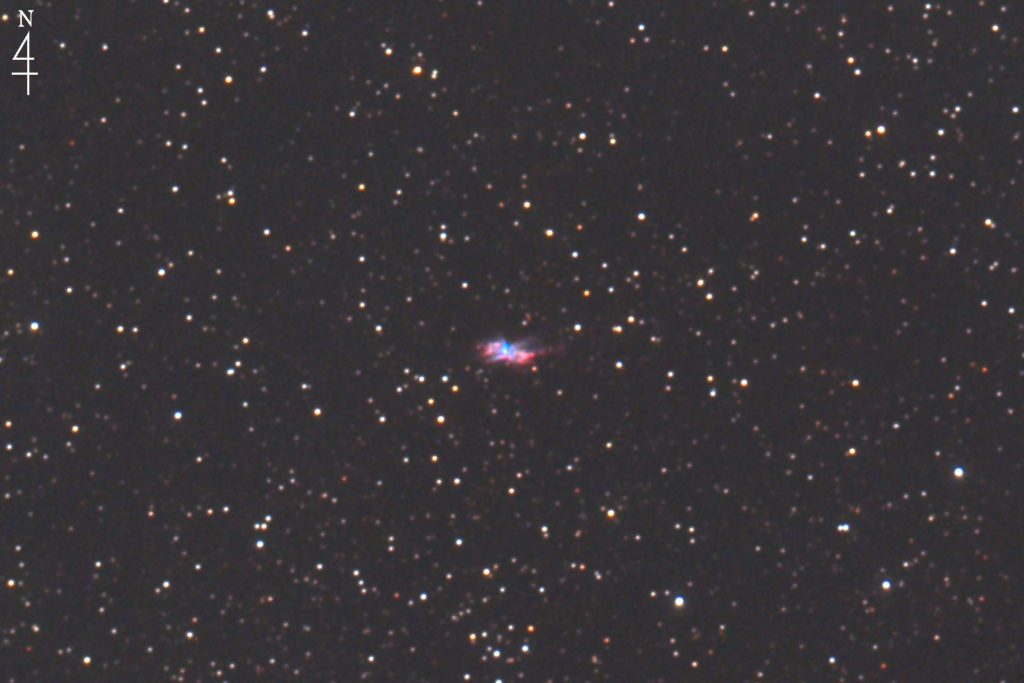 この天体写真は2020年04月26日に撮影した「さそり座」にあるバタフライ星雲（NGC6302/Sh2-6）と言う双極惑星状星雲です。焦点距離は3587mm。