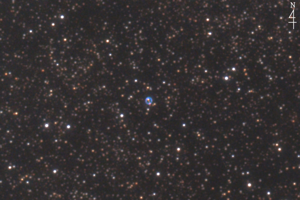この天体写真は2020年04月26日に撮影した「さそり座」にあるチェリオ星雲（NGC6337）と言う双極惑星状星雲です。焦点距離は3587mm。