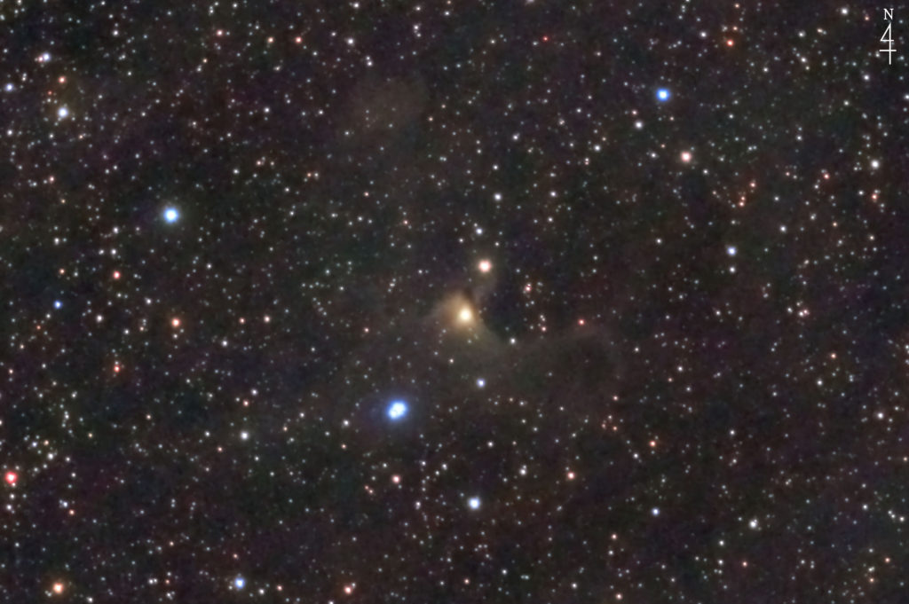 この天体写真は2020年09月15日に撮影した「ケフェウス座」にあるSh2-136（幽霊星雲/ゴースト星雲）と言う反射星雲です。焦点距離は2258mm。